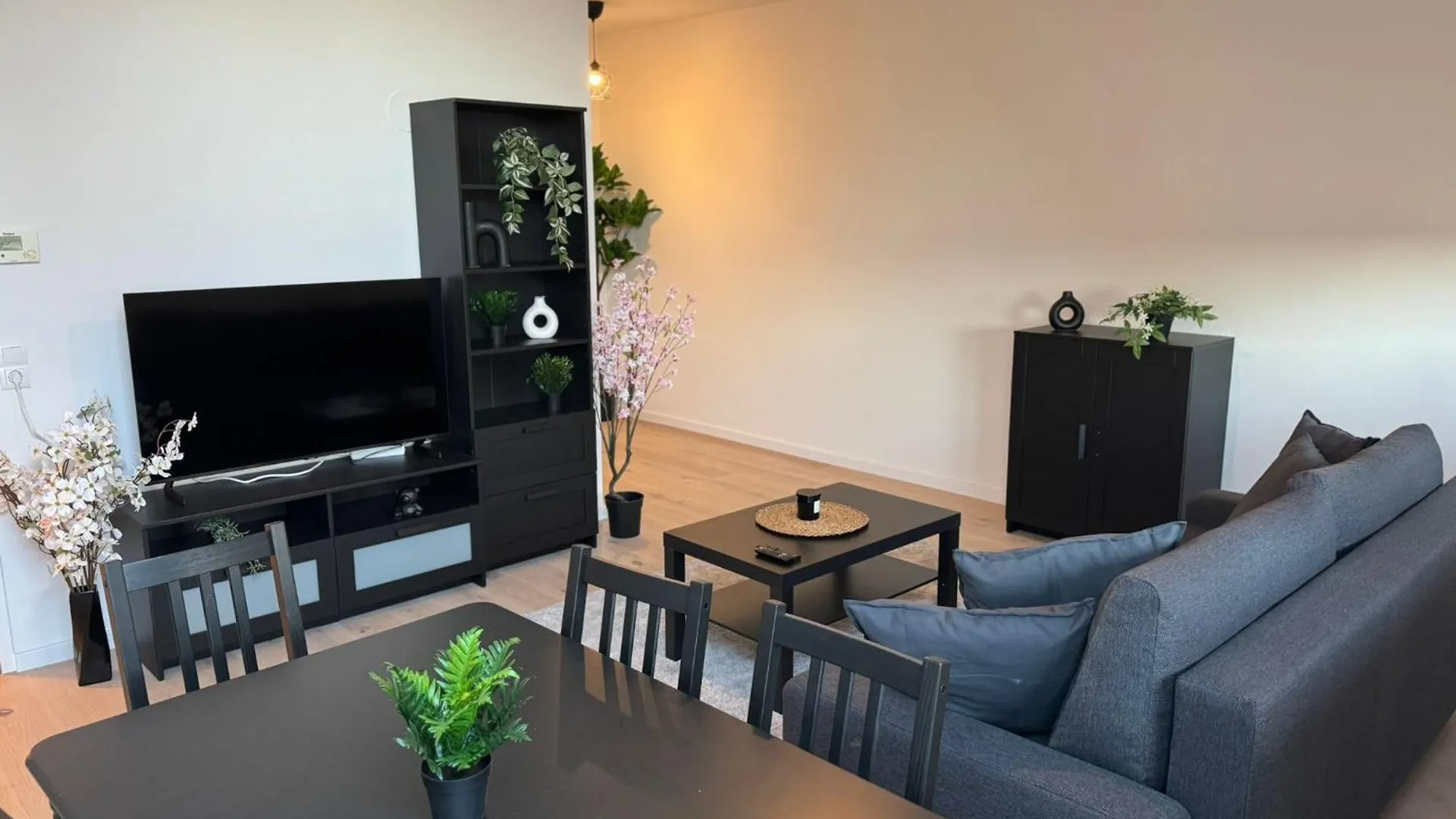 Train Station, Kahlenberg, Historic, Danube - Axara Housing Fhg 16 Apartment Viena