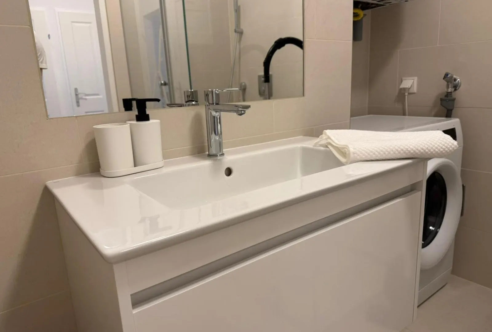 Train Station, Kahlenberg, Historic, Danube - Axara Housing Fhg 16 Apartment Viena Austria